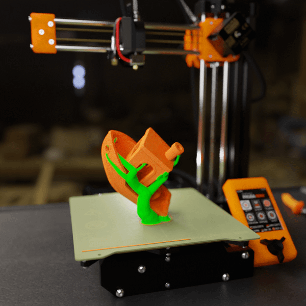 PrusaSlicer 3D spausdintuvams skirtos programos gamybai paruošto 3D modelio preliminarus vaizdas